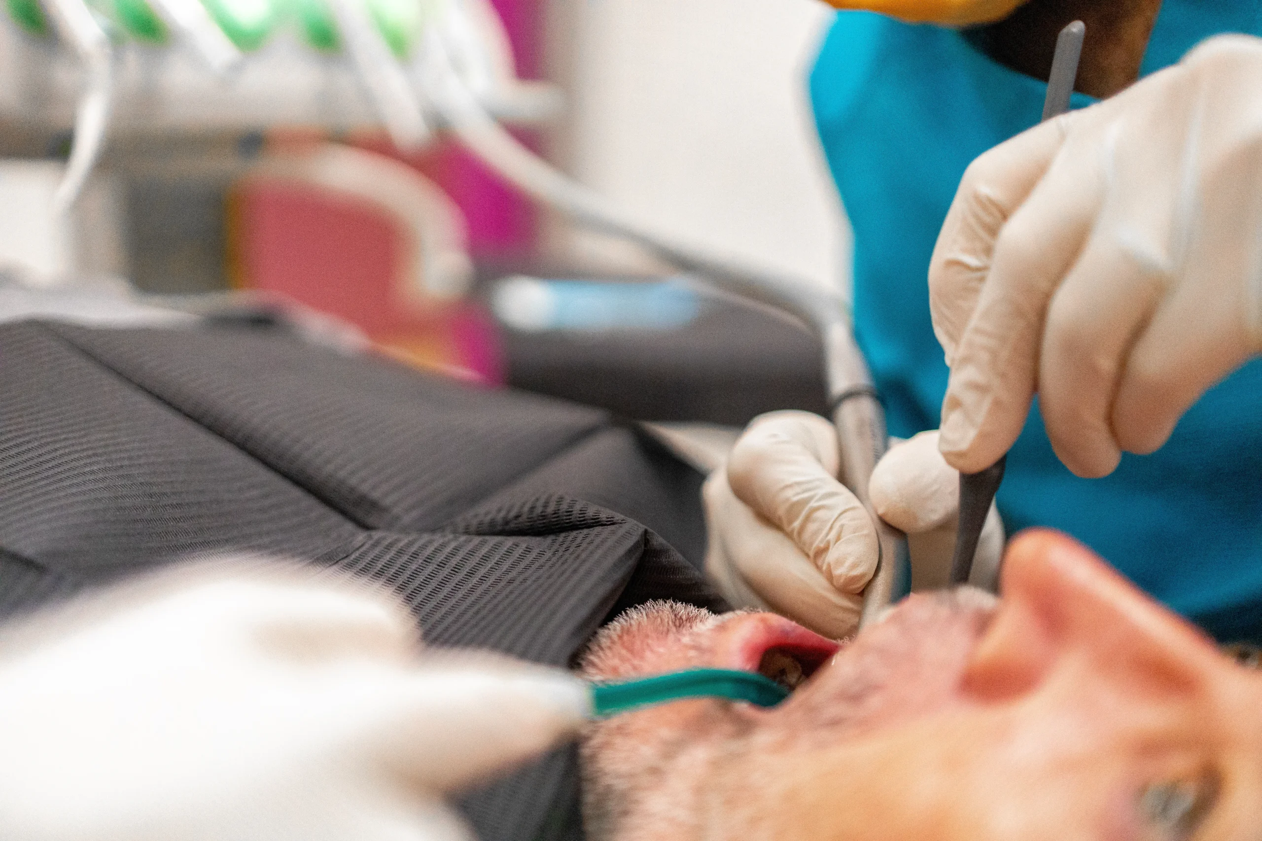 Invisible orthodontics in Malaga, advantages and process